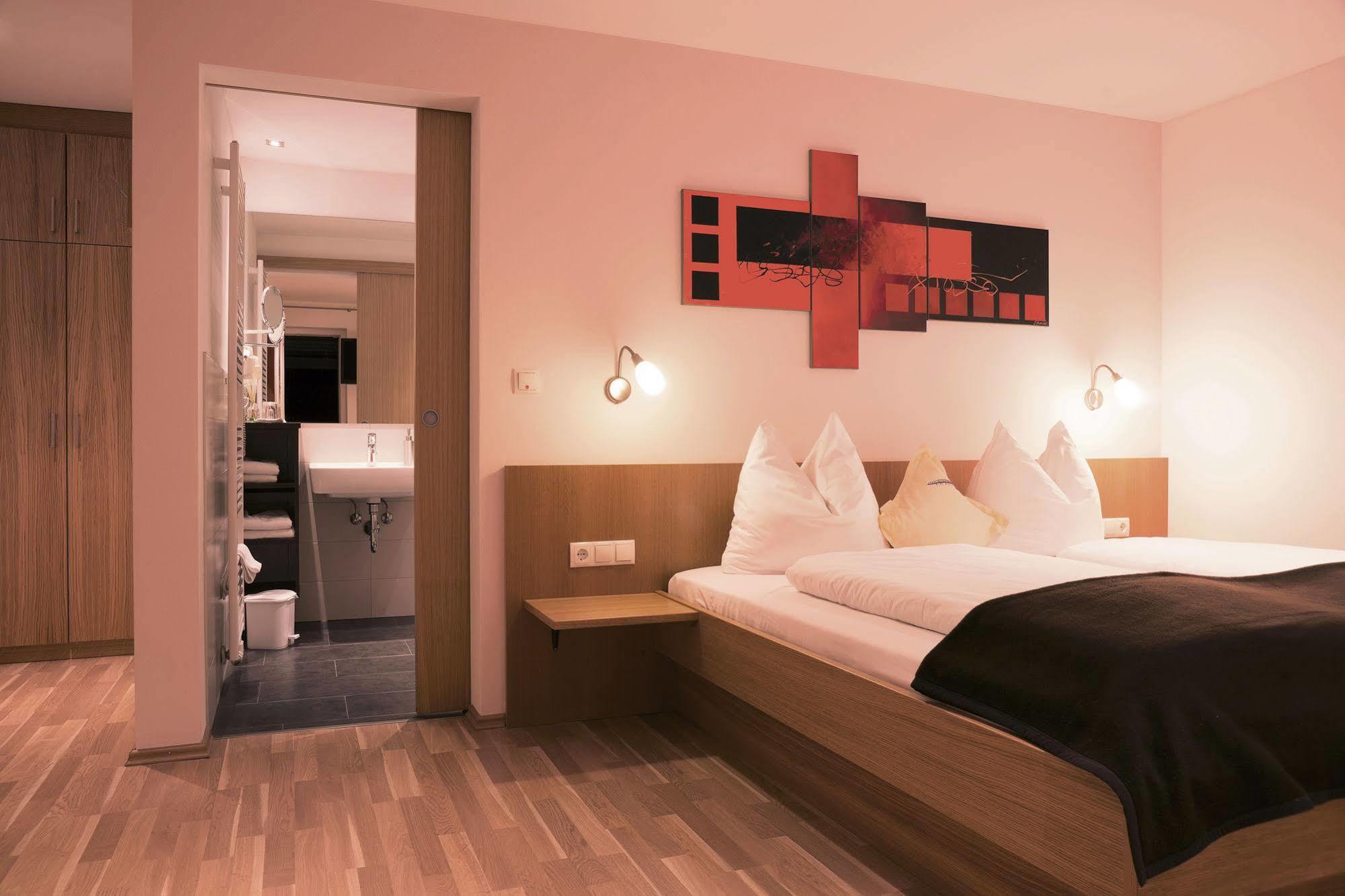 Lapis Monti - Apartments & Suites Burgeis Zewnętrze zdjęcie