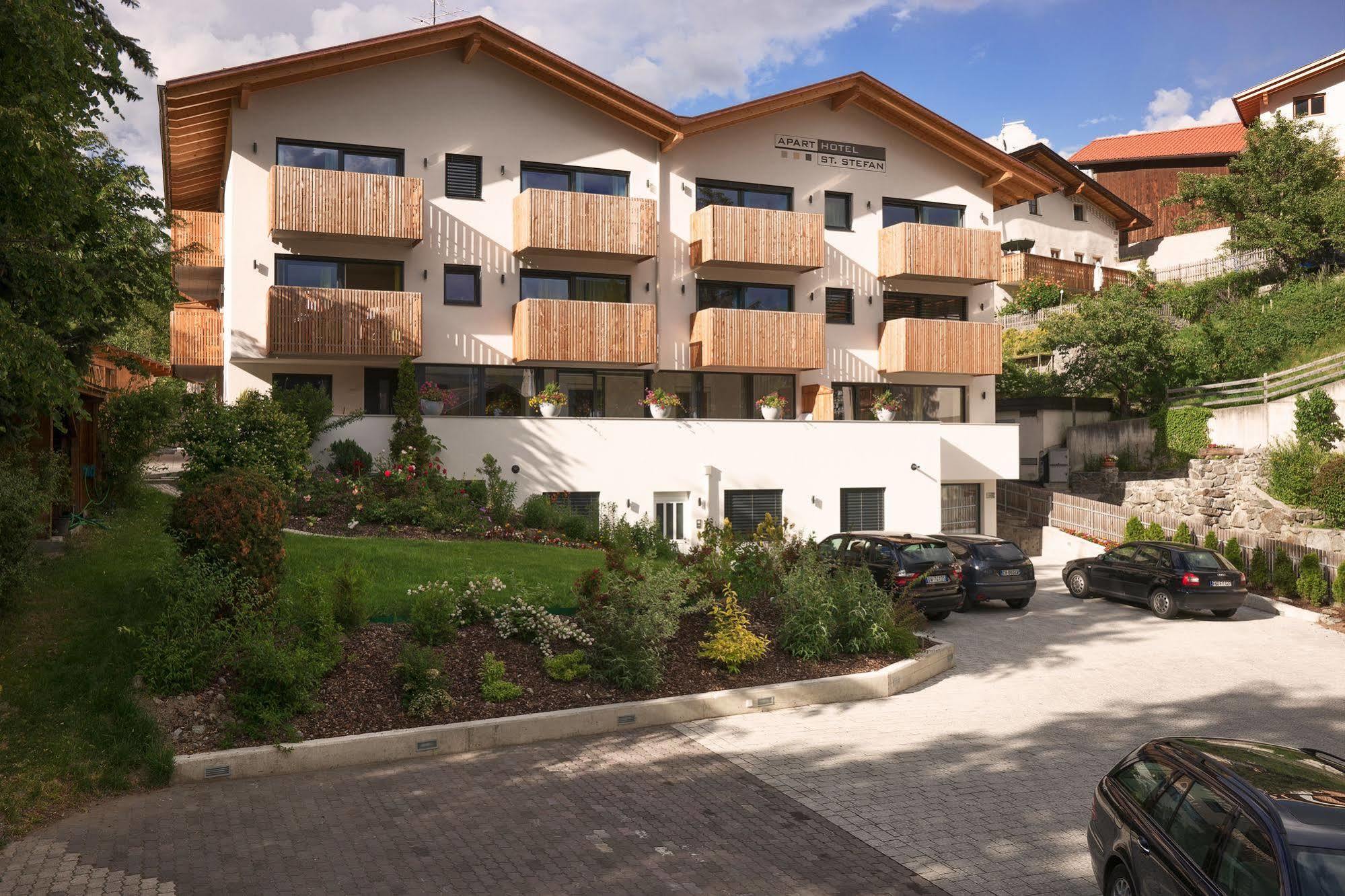 Lapis Monti - Apartments & Suites Burgeis Zewnętrze zdjęcie